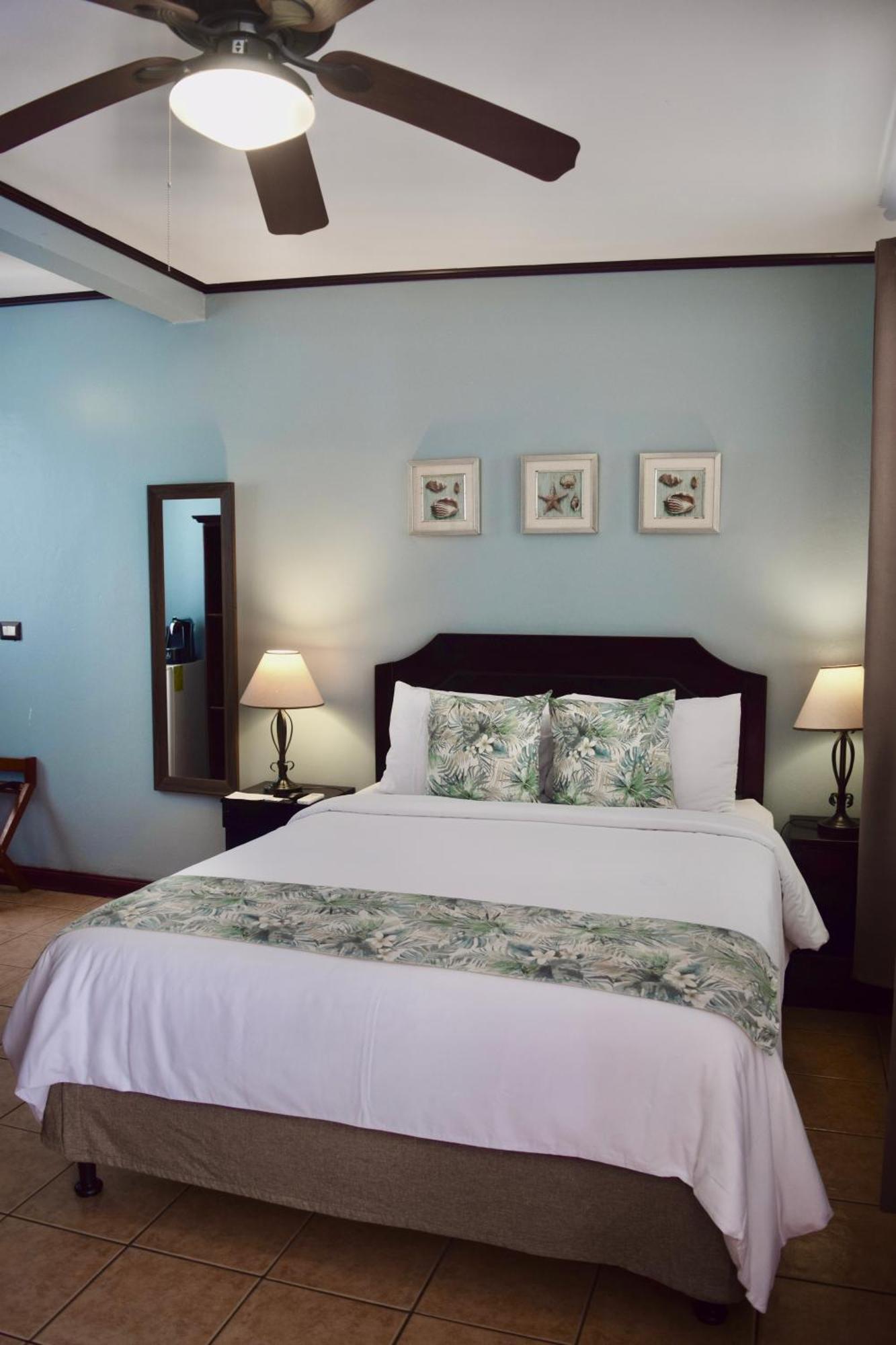 Hotel Playa Espadilla & Gardens Manuel Antonio Exterior foto